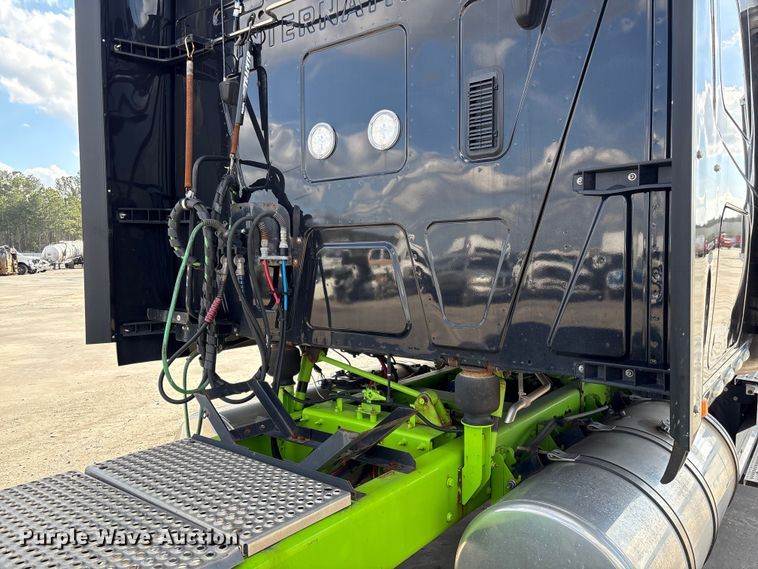 image for item YA2275 2024 International HX520 semi truck