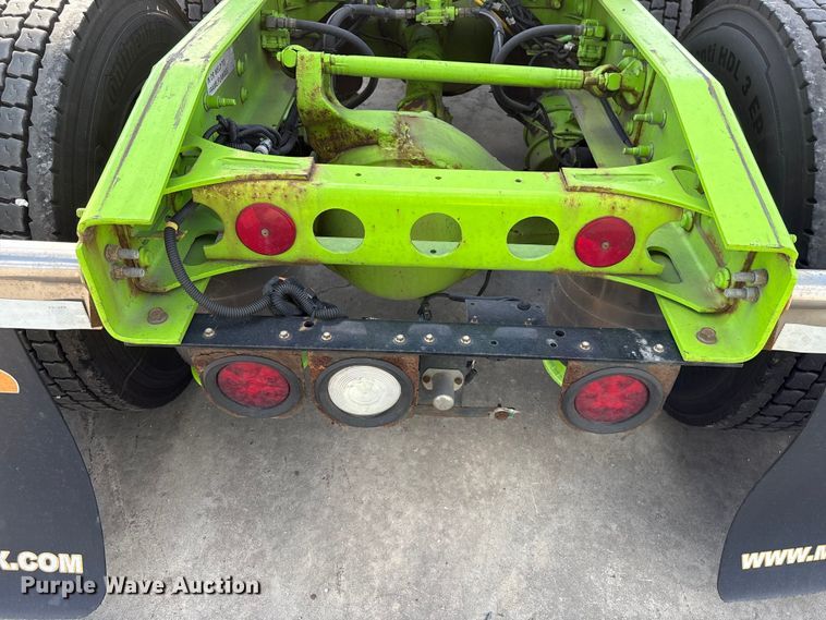 image for item YA2275 2024 International HX520 semi truck