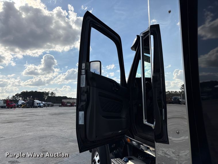 image for item YA2275 2024 International HX520 semi truck