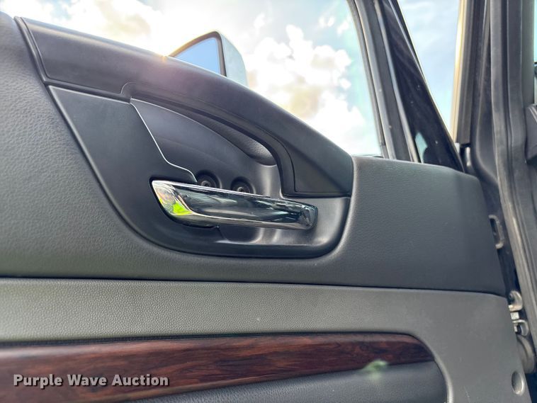 image for item YA2275 2024 International HX520 semi truck