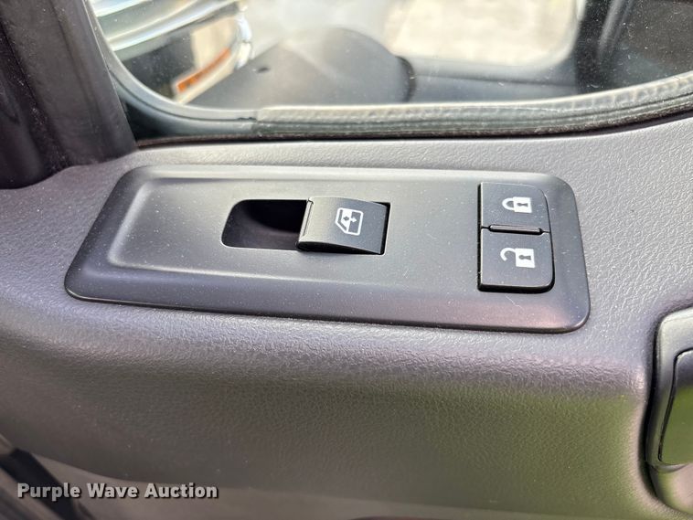 image for item YA2275 2024 International HX520 semi truck