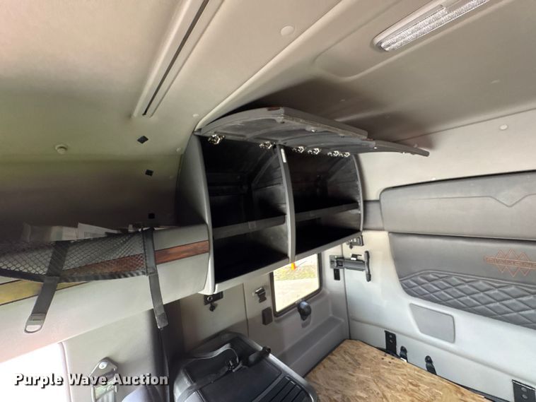 image for item YA2275 2024 International HX520 semi truck