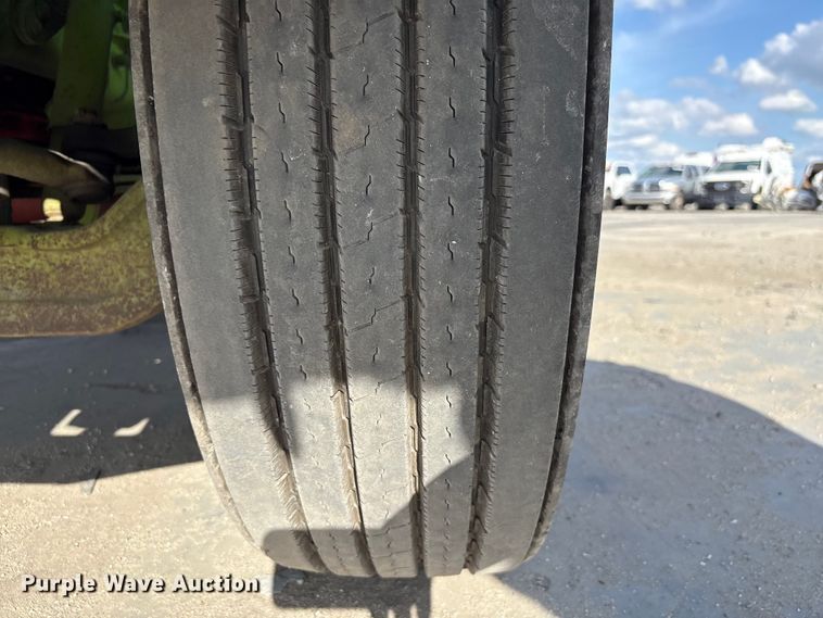 image for item YA2275 2024 International HX520 semi truck