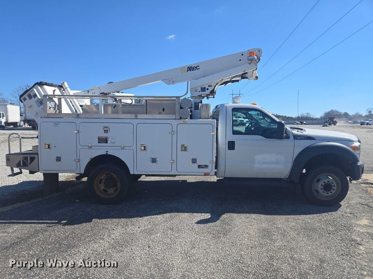 image for item YA2476 2015 Ford F450 Super Duty bucket truck