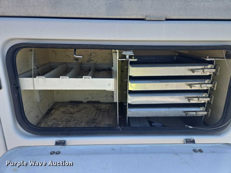 image for item YA2476 2015 Ford F450 Super Duty bucket truck