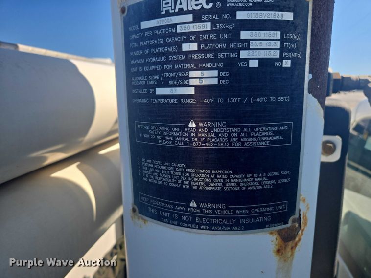 image for item YA2476 2015 Ford F450 Super Duty bucket truck