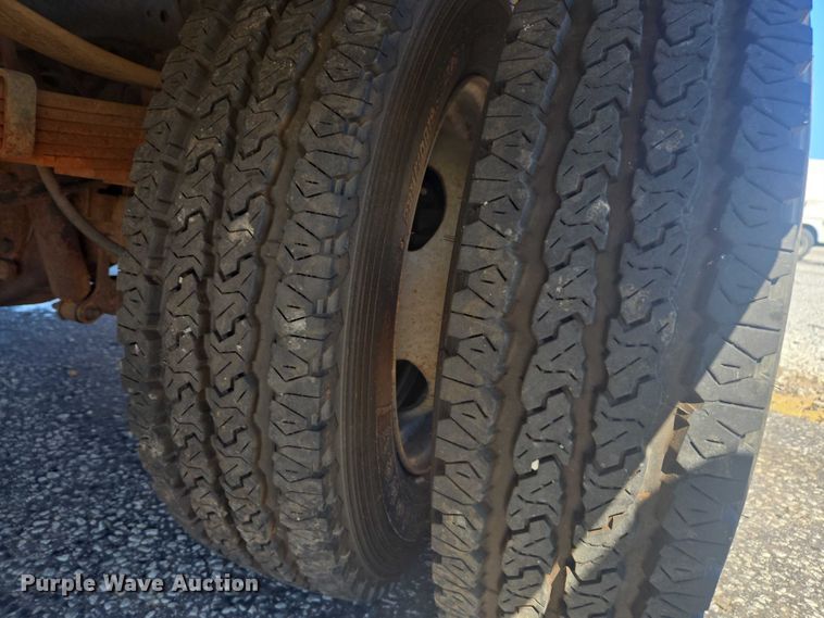 image for item YA2476 2015 Ford F450 Super Duty bucket truck