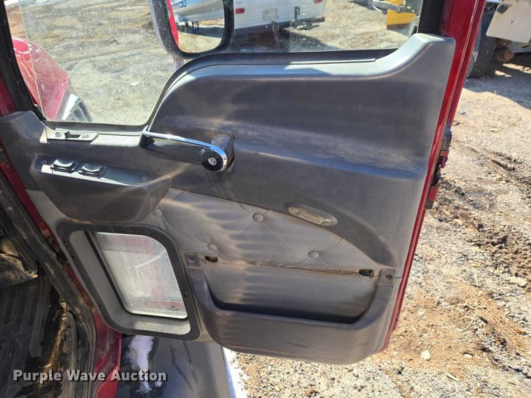 image for item YA2591 2017 Mack GU813 dump truck