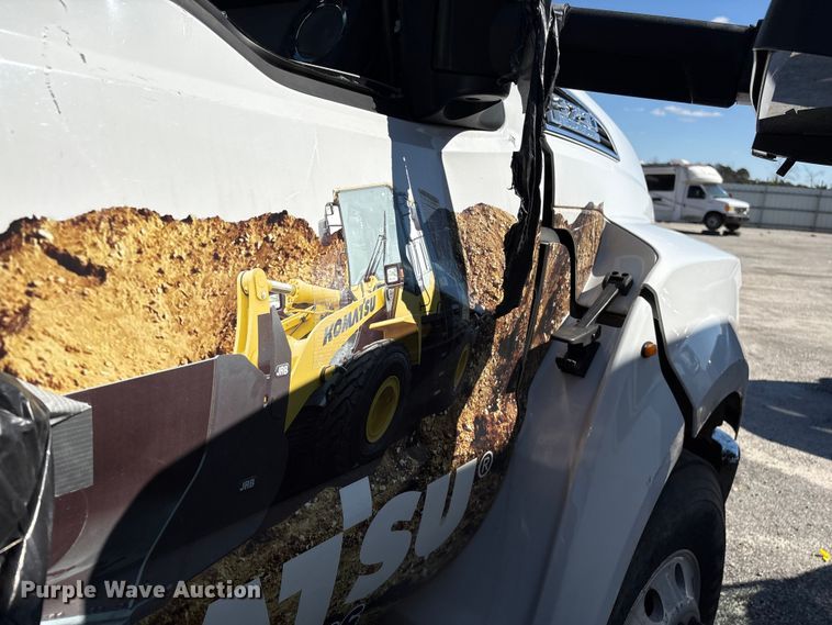 image for item YA2616 2024 Ford F750 utility / service truck