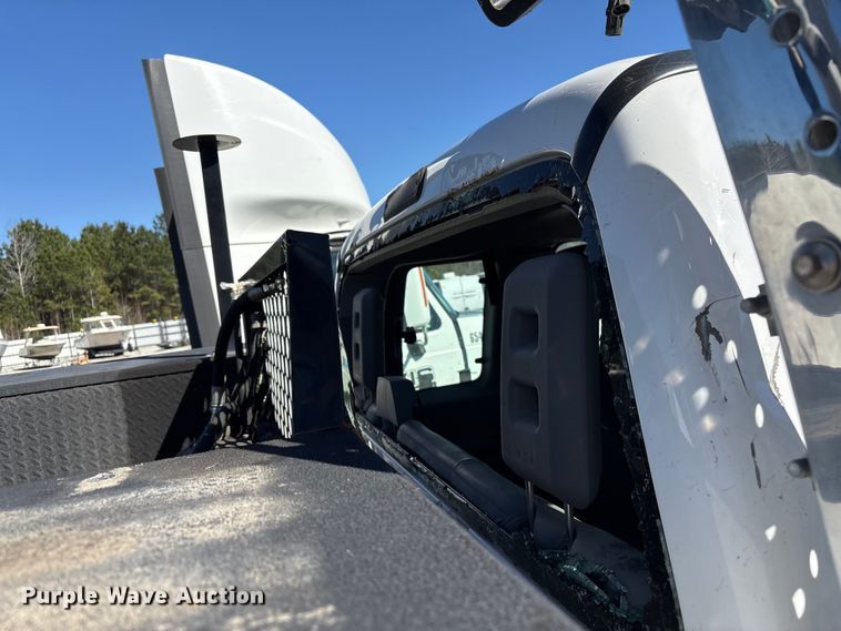 image for item YA2616 2024 Ford F750 utility / service truck