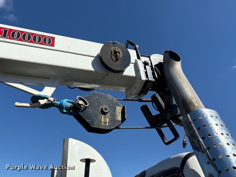 image for item YA2616 2024 Ford F750 utility / service truck