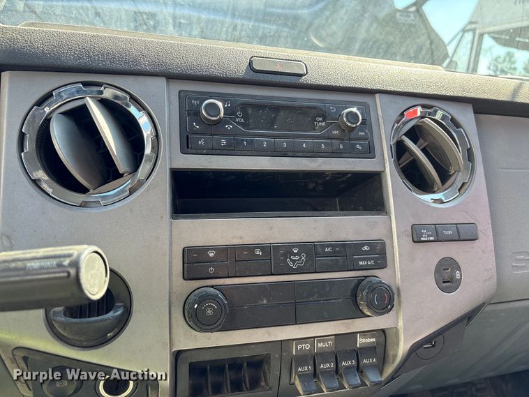 image for item YA2616 2024 Ford F750 utility / service truck