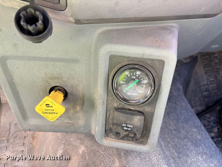 image for item YA2616 2024 Ford F750 utility / service truck