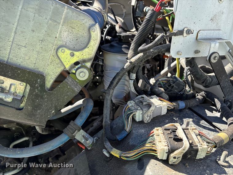 image for item YA2616 2024 Ford F750 utility / service truck