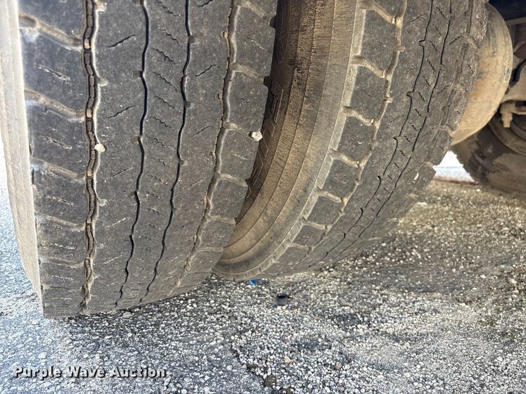 image for item YA2616 2024 Ford F750 utility / service truck