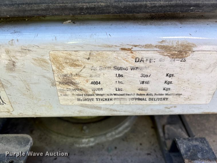 image for item YA2616 2024 Ford F750 utility / service truck