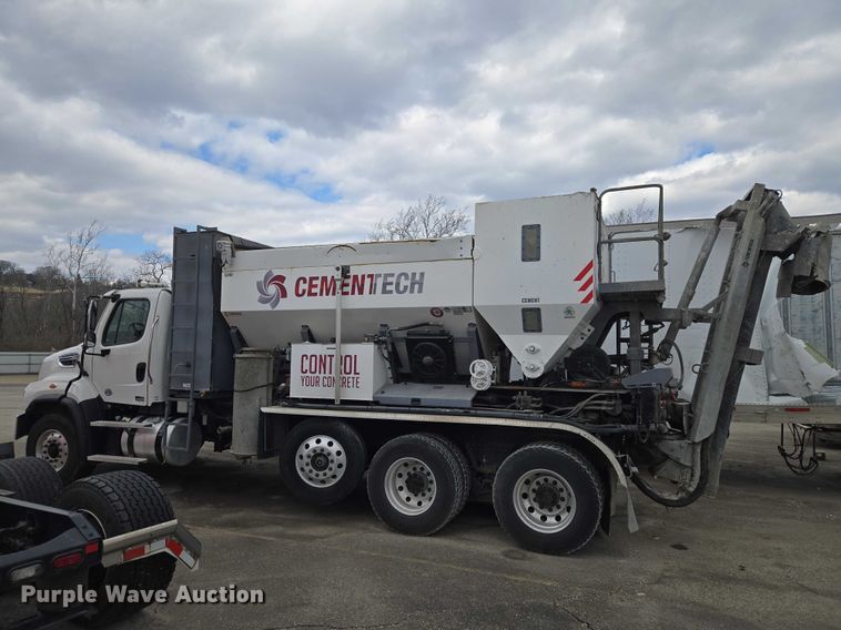 image for item YA2730 2020 Freightliner 114SD volumetric concrete mixer truck