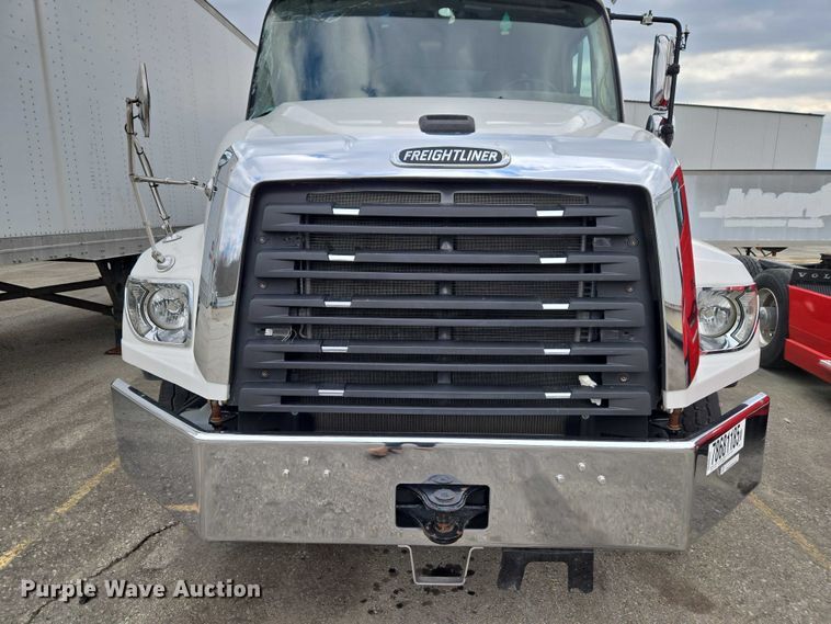 image for item YA2730 2020 Freightliner 114SD volumetric concrete mixer truck