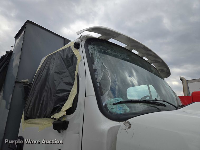 image for item YA2730 2020 Freightliner 114SD volumetric concrete mixer truck