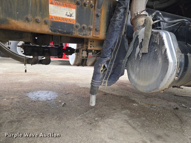 image for item YA2730 2020 Freightliner 114SD volumetric concrete mixer truck