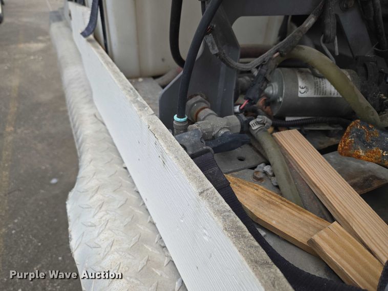 image for item YA2730 2020 Freightliner 114SD volumetric concrete mixer truck