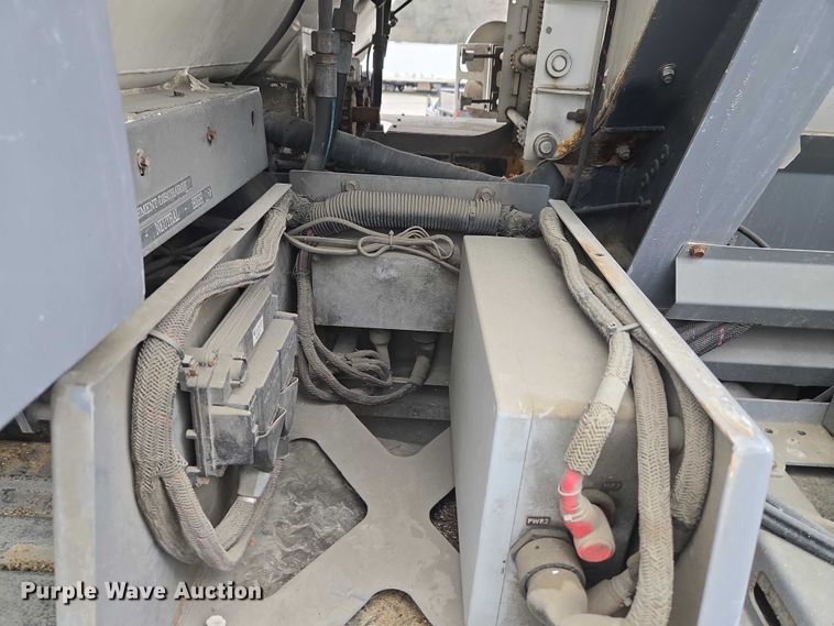 image for item YA2730 2020 Freightliner 114SD volumetric concrete mixer truck