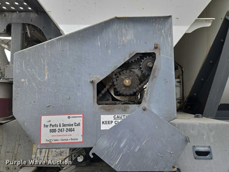 image for item YA2730 2020 Freightliner 114SD volumetric concrete mixer truck