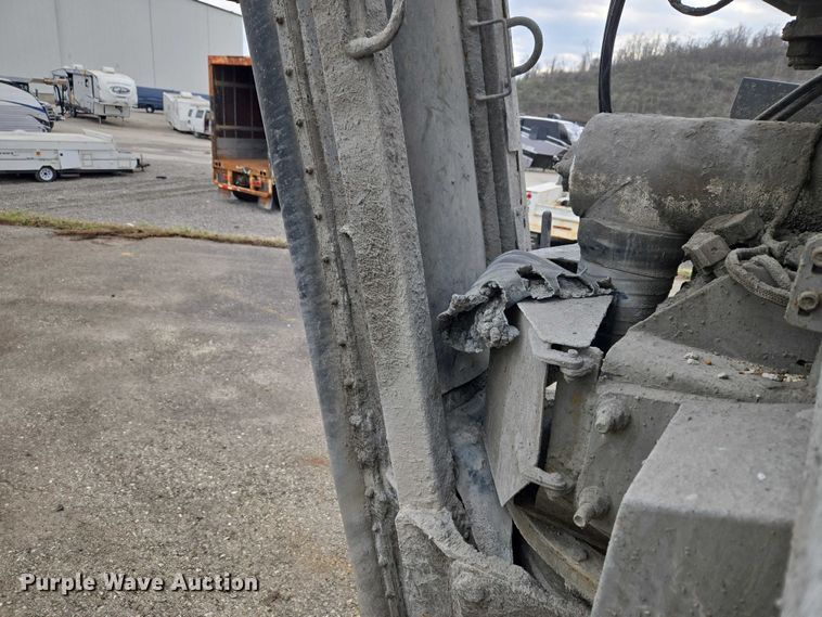 image for item YA2730 2020 Freightliner 114SD volumetric concrete mixer truck