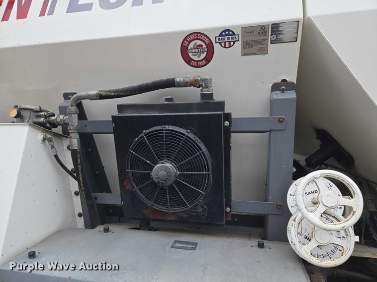 image for item YA2730 2020 Freightliner 114SD volumetric concrete mixer truck