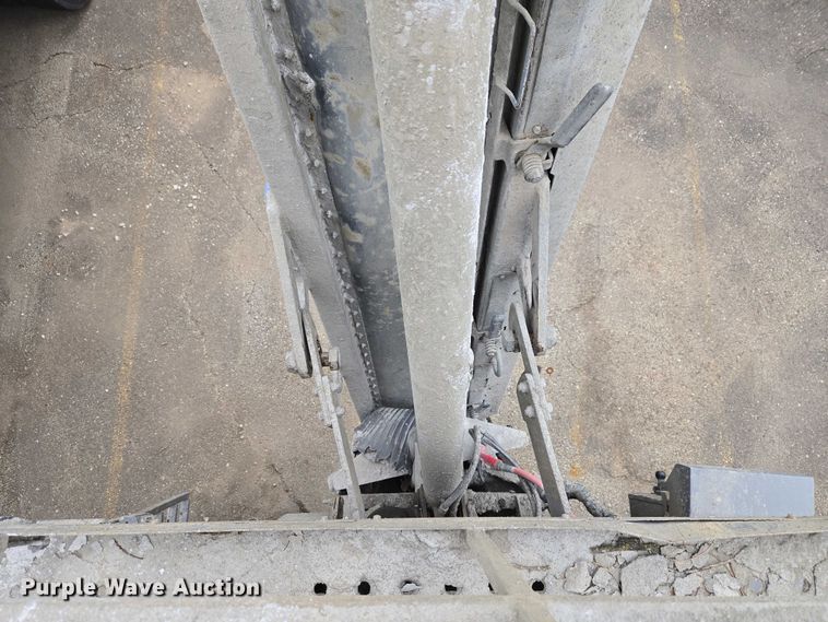 image for item YA2730 2020 Freightliner 114SD volumetric concrete mixer truck