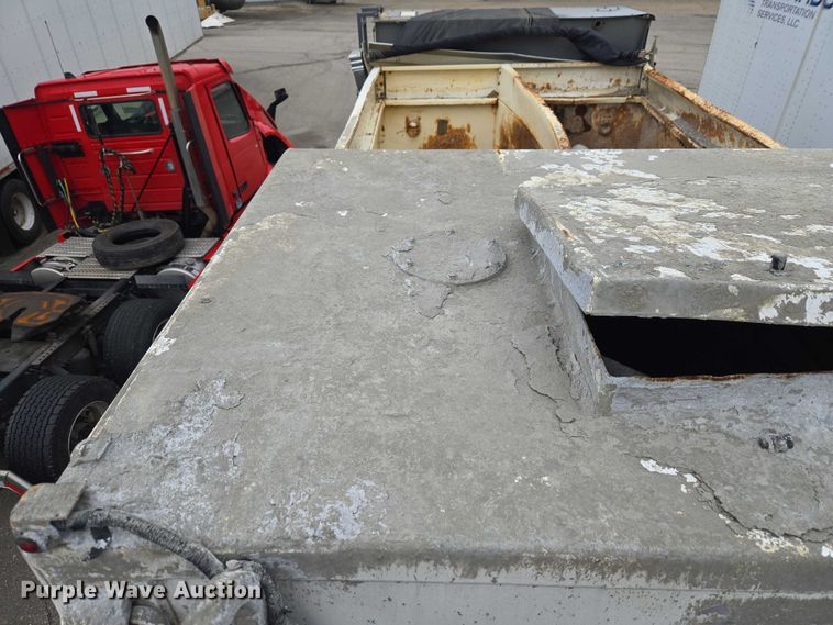 image for item YA2730 2020 Freightliner 114SD volumetric concrete mixer truck