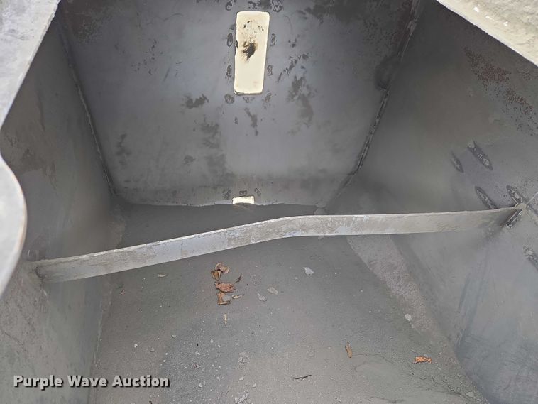 image for item YA2730 2020 Freightliner 114SD volumetric concrete mixer truck