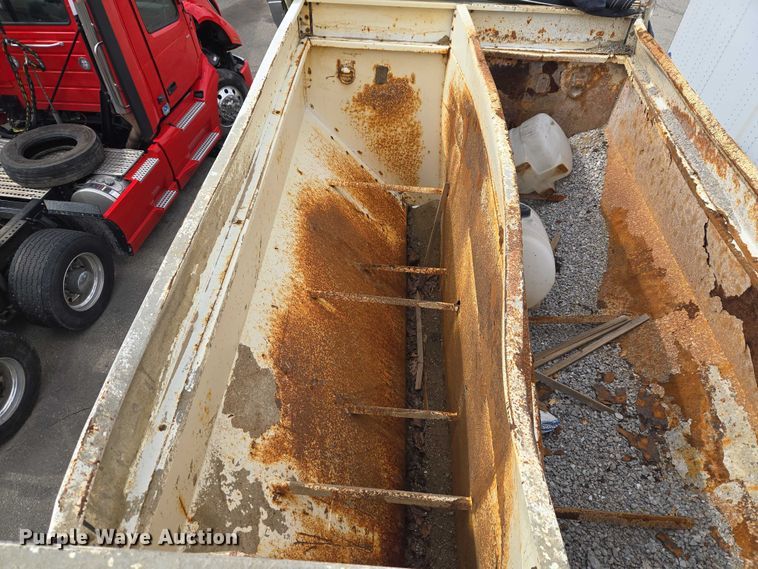 image for item YA2730 2020 Freightliner 114SD volumetric concrete mixer truck