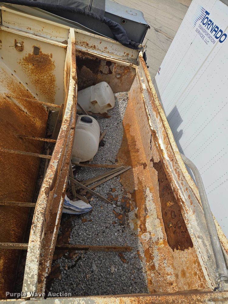 image for item YA2730 2020 Freightliner 114SD volumetric concrete mixer truck