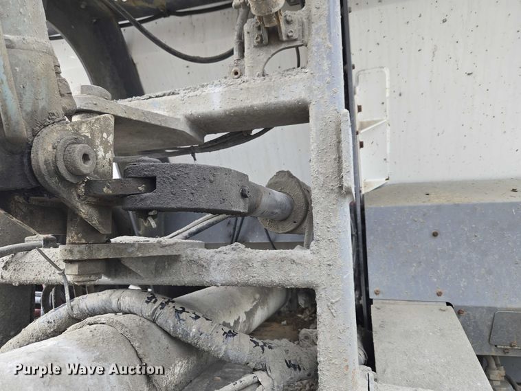 image for item YA2730 2020 Freightliner 114SD volumetric concrete mixer truck