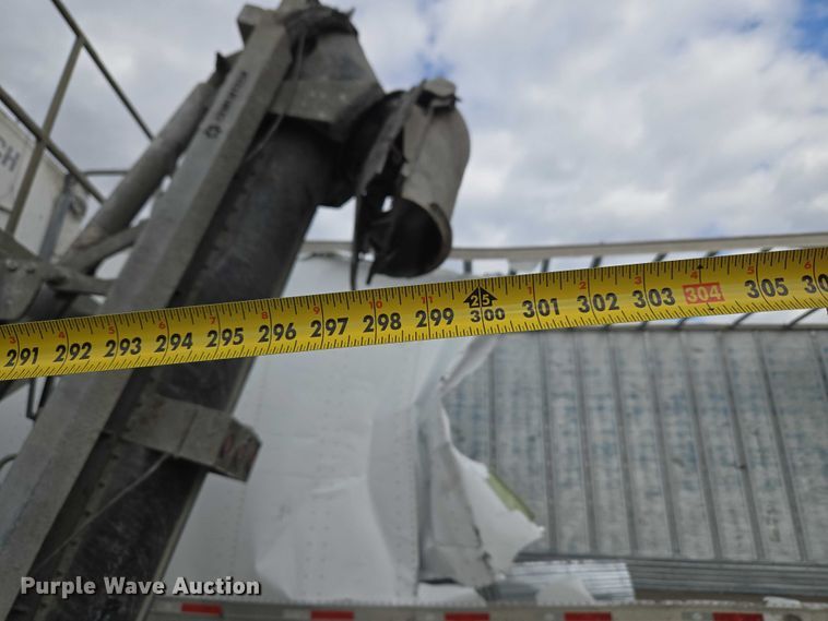 image for item YA2730 2020 Freightliner 114SD volumetric concrete mixer truck