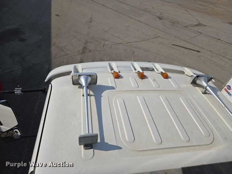 image for item YA2730 2020 Freightliner 114SD volumetric concrete mixer truck