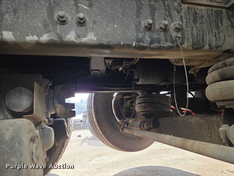 image for item YA2730 2020 Freightliner 114SD volumetric concrete mixer truck