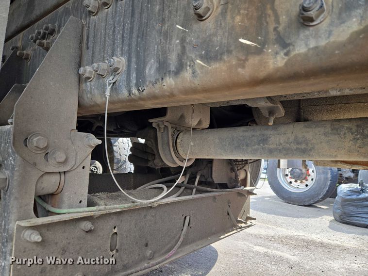 image for item YA2730 2020 Freightliner 114SD volumetric concrete mixer truck