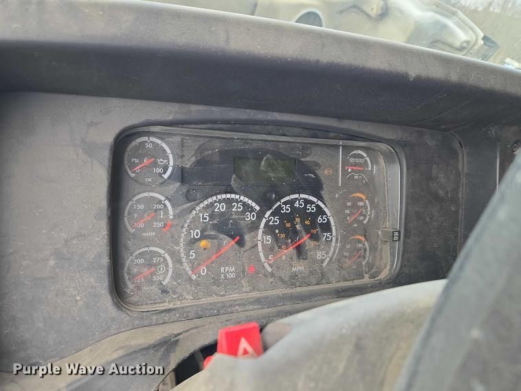 image for item YA2730 2020 Freightliner 114SD volumetric concrete mixer truck