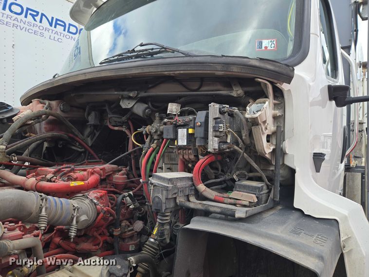 image for item YA2730 2020 Freightliner 114SD volumetric concrete mixer truck