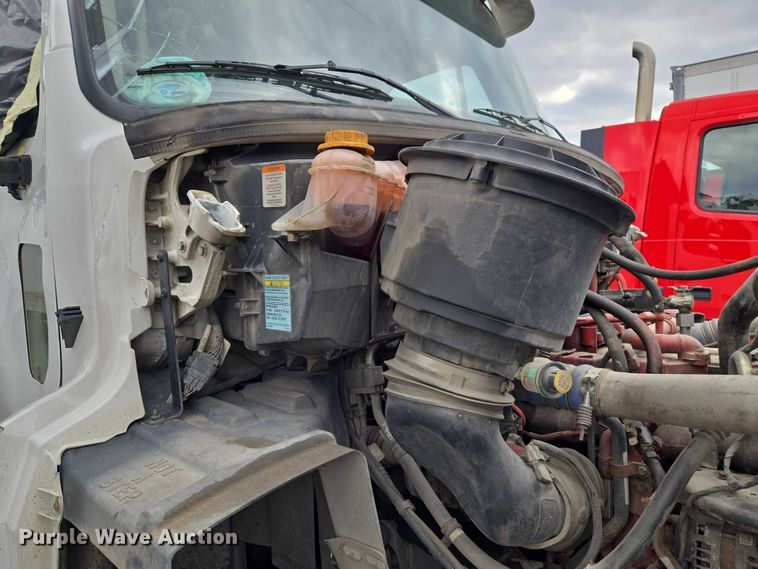 image for item YA2730 2020 Freightliner 114SD volumetric concrete mixer truck