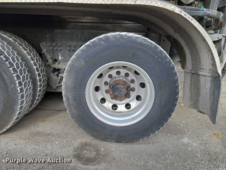 image for item YA2730 2020 Freightliner 114SD volumetric concrete mixer truck