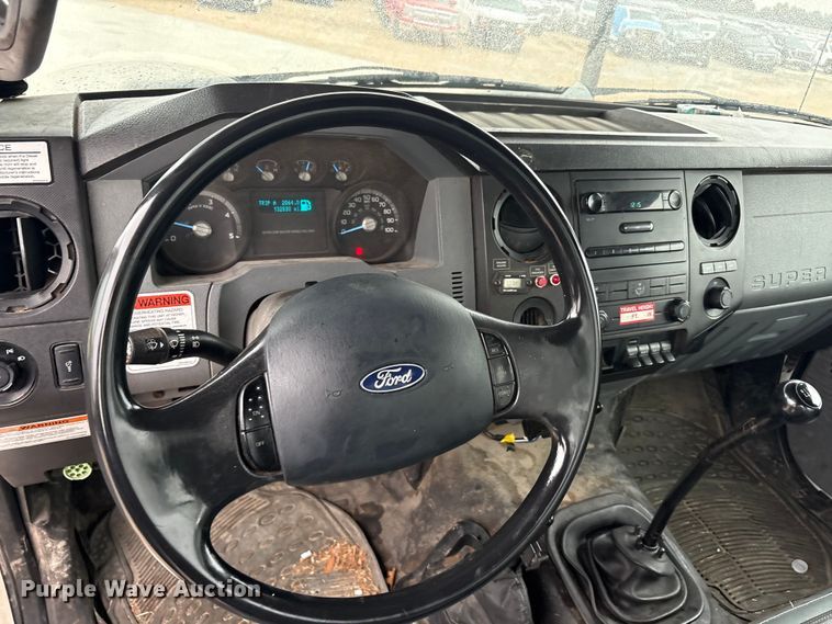 image for item YA2805 2015 Ford F750 Super Duty forestry bucket truck