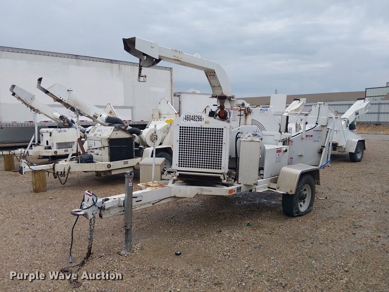 image for item YA2809 2020 Bandit 200UC wood chipper