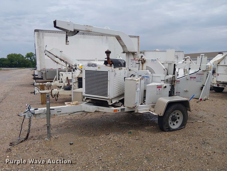 image for item YA2809 2020 Bandit 200UC wood chipper