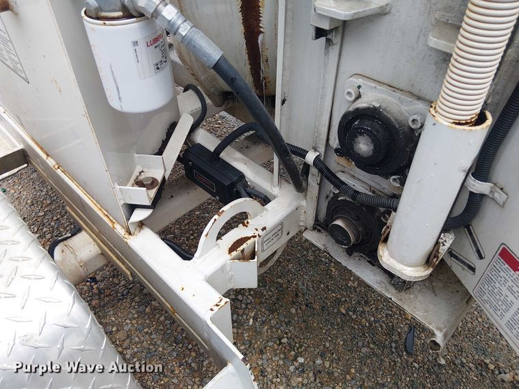 image for item YA2809 2020 Bandit 200UC wood chipper