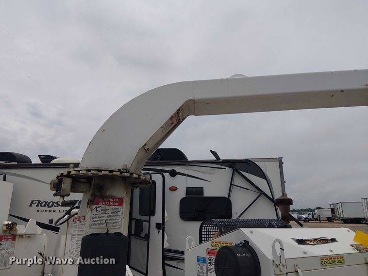 image for item YA2809 2020 Bandit 200UC wood chipper