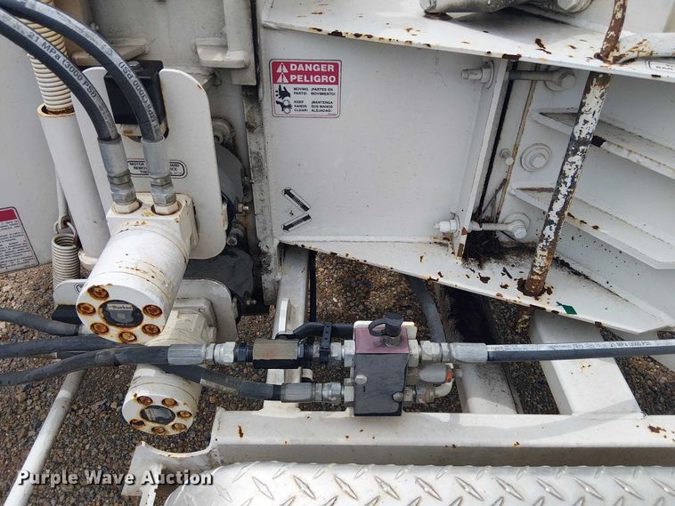 image for item YA2809 2020 Bandit 200UC wood chipper