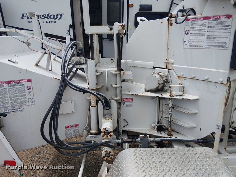 image for item YA2809 2020 Bandit 200UC wood chipper